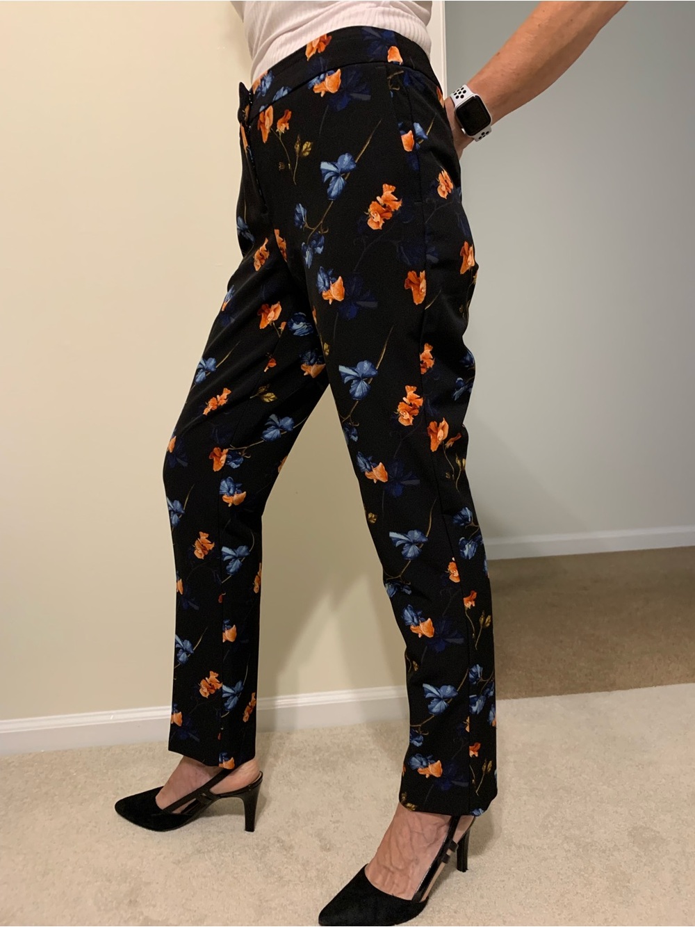 Cynthia Rowley Floral Print Tapered Ankle Pants